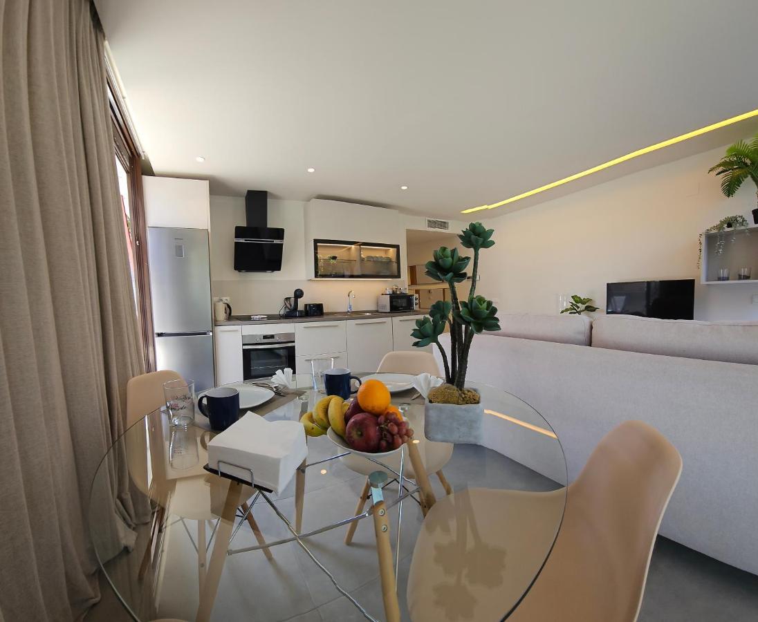 Nogalera Quintessence Apartment With Private Parking By Namaste Elite Torremolinos Exterior foto